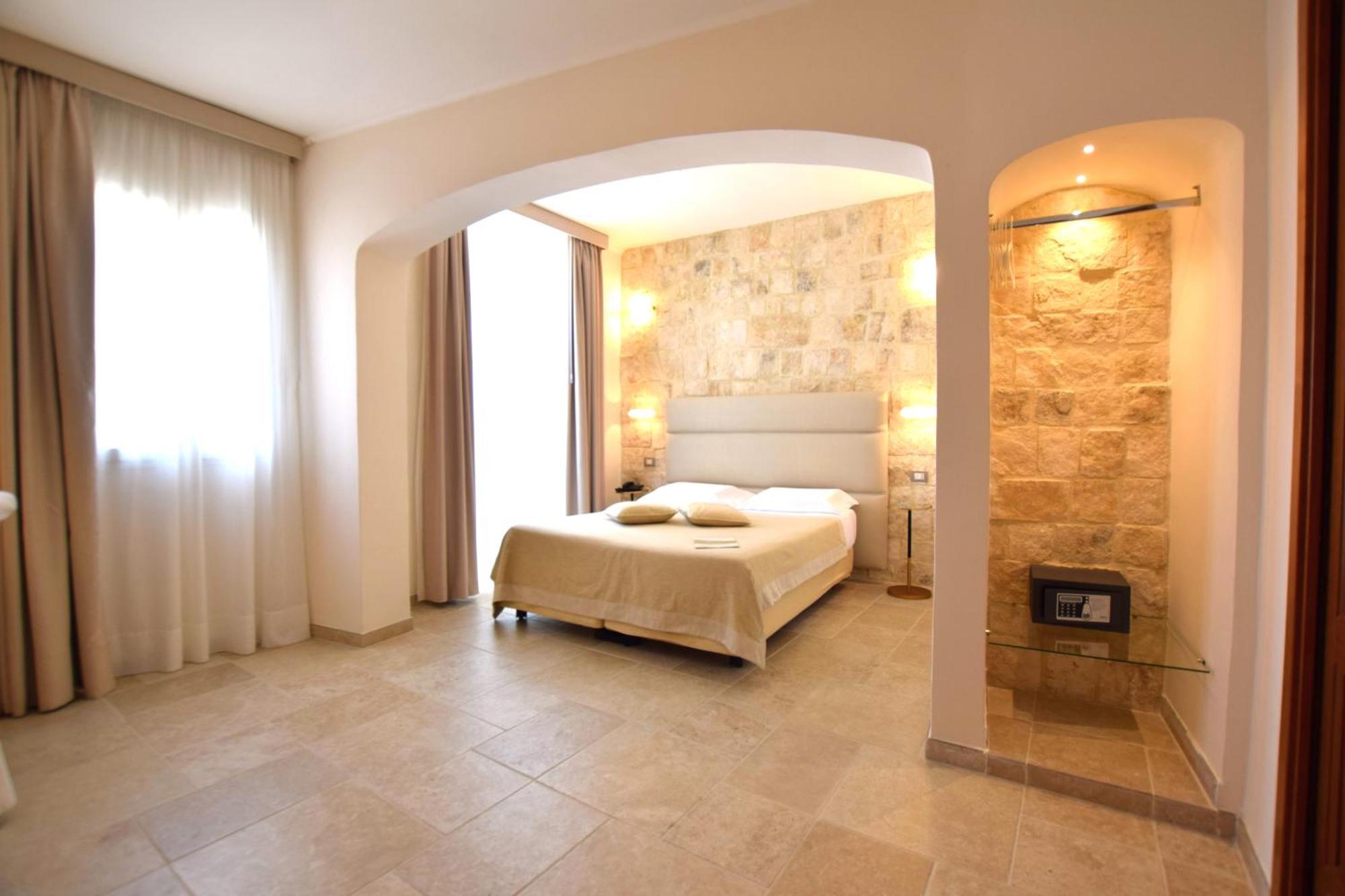 Hotel L'Arcangelo - Boutique Hotel Taranto Kültér fotó