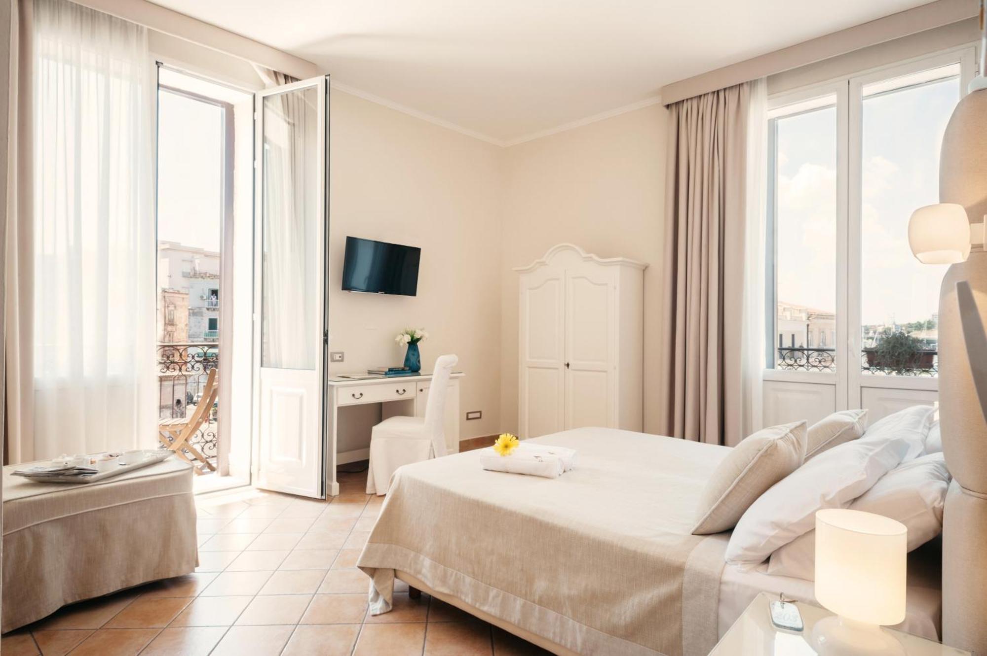 Hotel L'Arcangelo - Boutique Hotel Taranto Kültér fotó