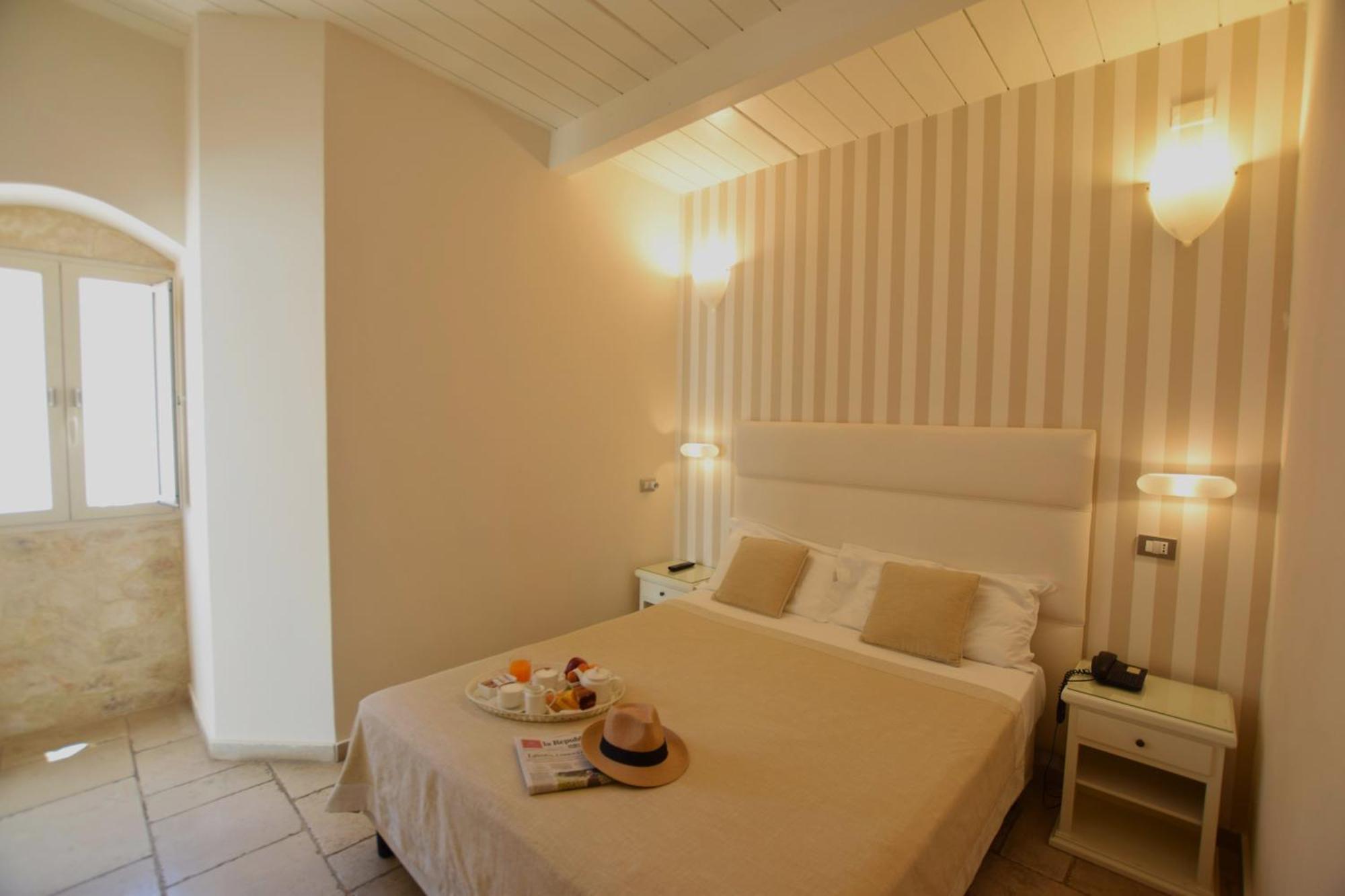 Hotel L'Arcangelo - Boutique Hotel Taranto Kültér fotó