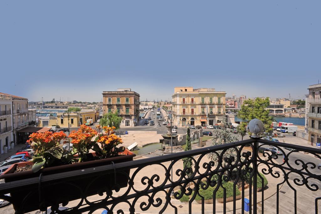Hotel L'Arcangelo - Boutique Hotel Taranto Kültér fotó