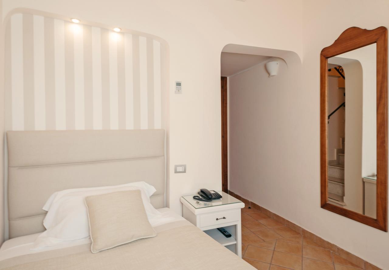 Hotel L'Arcangelo - Boutique Hotel Taranto Kültér fotó