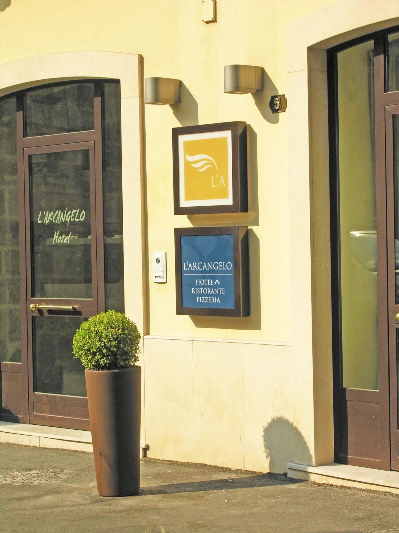 Hotel L'Arcangelo - Boutique Hotel Taranto Kültér fotó