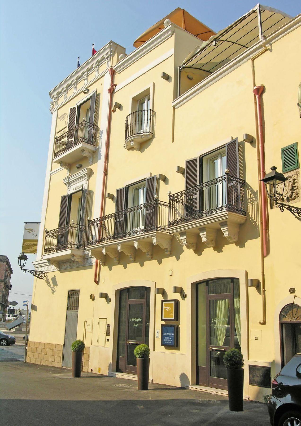 Hotel L'Arcangelo - Boutique Hotel Taranto Kültér fotó