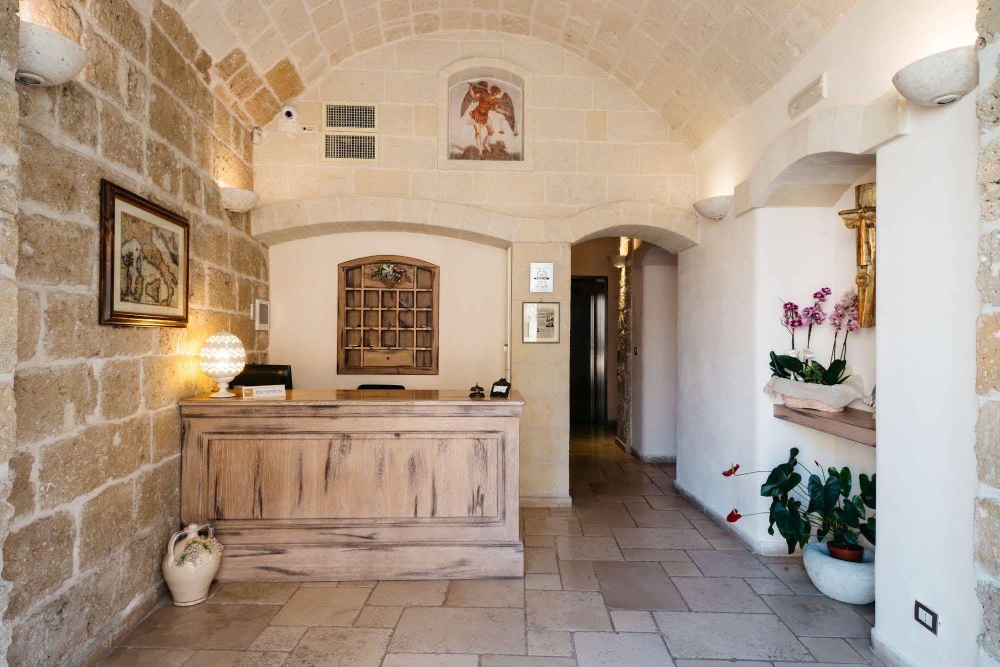 Hotel L'Arcangelo - Boutique Hotel Taranto Kültér fotó